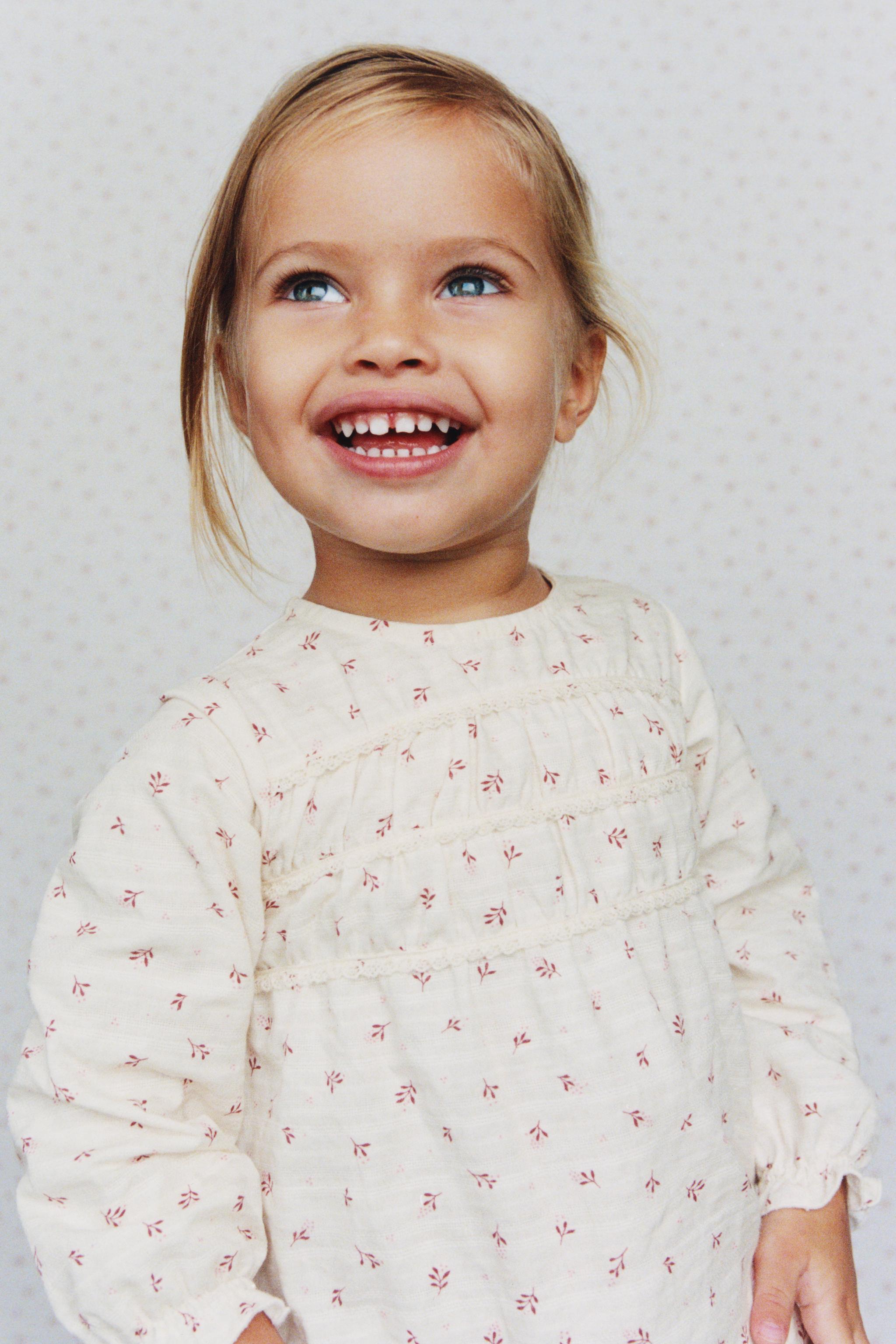 BODY FLEURS ET DENTELLE